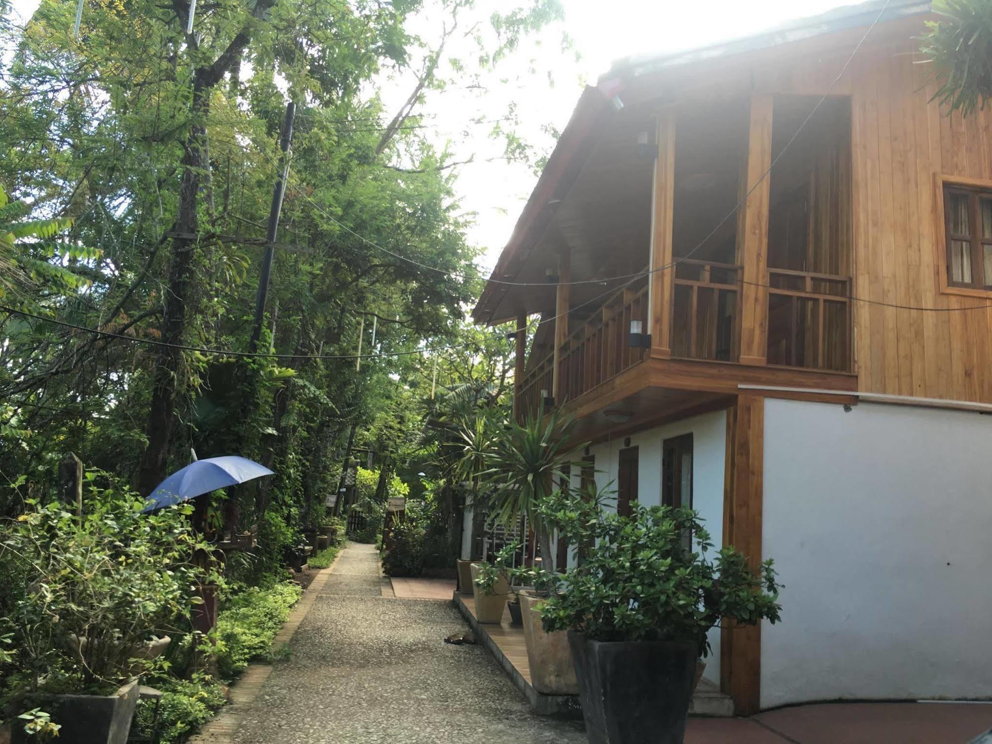 Luang Prabang Oasis Hotel Exteriör bild